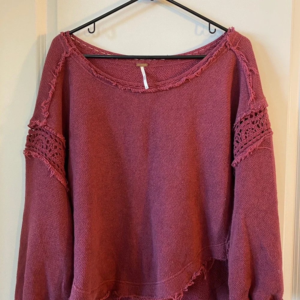 Free People burgundy Frayed bottom hemThermal top